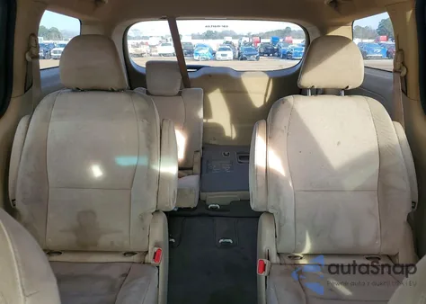 2015 Kia Sedona Lx из США, поврежденный, VIN KNDMB5C19F6013431